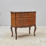 1462 4239 CHEST OF DRAWERS